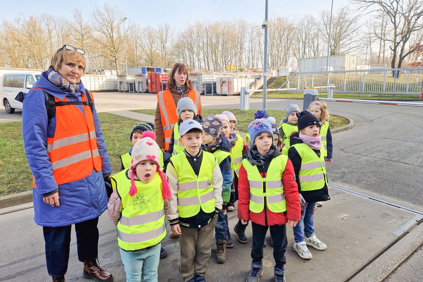 Kita „Sonnenschein“ Schwerin besucht die SAS.