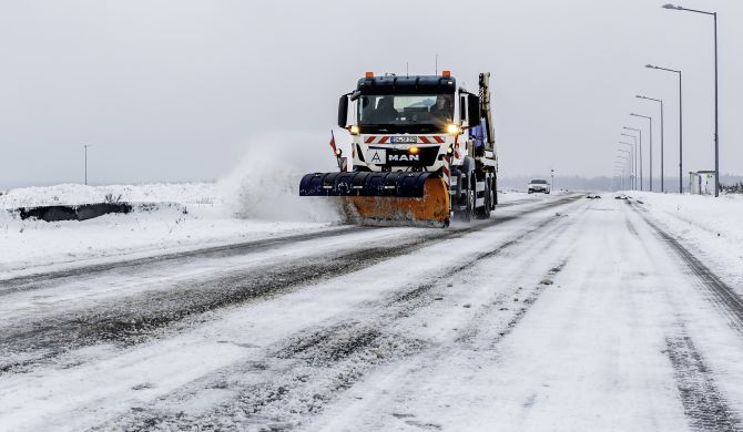 Räumfahrzeuge des SAS Schwerin jeden Tag ab den frühen Morgenstunden on tour